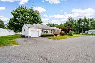7 Knollwood Ln, Leominster, MA 01453 - Photo 7