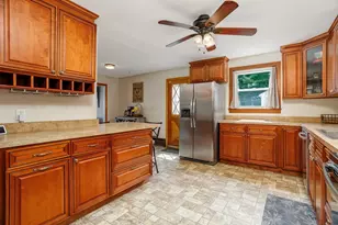 7 Knollwood Ln, Leominster, MA 01453 - Photo 21