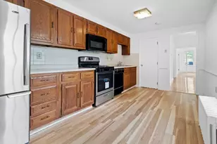 86 California St, Watertown, MA 02472 - Photo 3