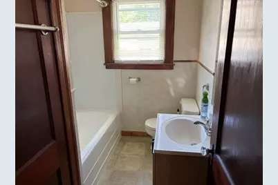 5 Hill St #2, Webster, MA 01570 - Photo 5