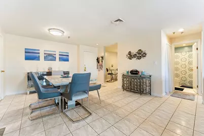 3920 Mystic Valley Pkwy #514, Medford, MA 02155 - Photo 5