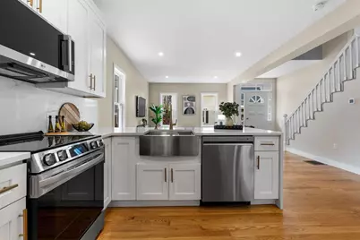 362 Silver St, Boston, MA 02127 - Photo 3