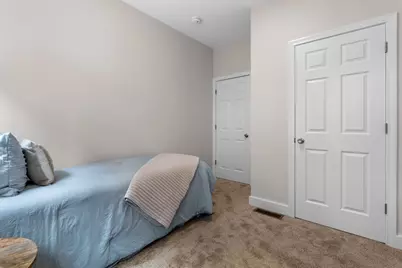 362 Silver St, Boston, MA 02127 - Photo 25