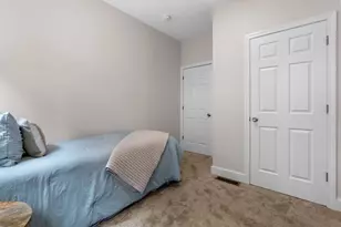 362 Silver St, Boston, MA 02127 - Photo 25