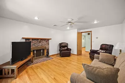 8 Sherry Ln, Bourne, MA 02532 - Photo 25