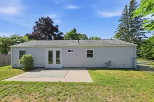 60 Keddy St, Springfield, MA 01109 - Photo 15