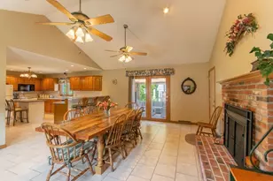 35 Jennie Cir, Agawam, MA 01001 - Photo 15