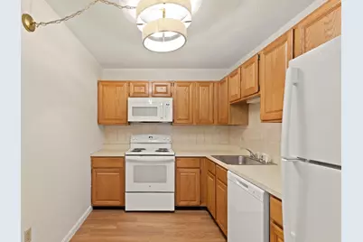 198 Locust #1-706, Lynn, MA 01904 - Photo 5