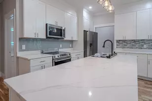 76 Center St, Plympton, MA 02367 - Photo 7