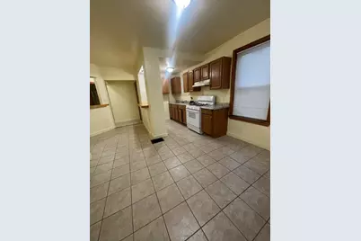 51 Timson St #1, Lynn, MA 01902 - Photo 3