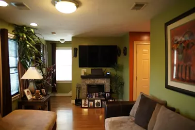 8 Beechwood St #2, Boston, MA 02121 - Photo 7