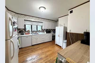 3 Goldsmith Ave #1, Medford, MA 02155 - Photo 9