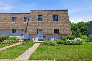 146 Beekman Dr, Agawam, MA 01001 - Photo 3