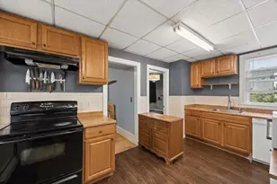 49 Felton St, Hudson, MA 01749 - Photo 9