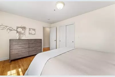 30 Russell St #5, Waltham, MA 02453 - Photo 17