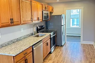 713 Metropolitan Ave, Boston, MA 02136 - Photo 1