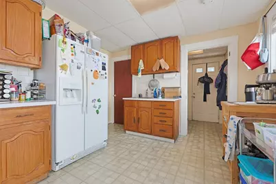 19 Tremont St, Peabody, MA 01960 - Photo 9