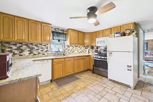 12 Adams Dr, Brimfield, MA 01010 - Photo 1