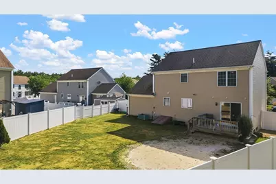 99 Stephanie Pl, New Bedford, MA 02745 - Photo 9