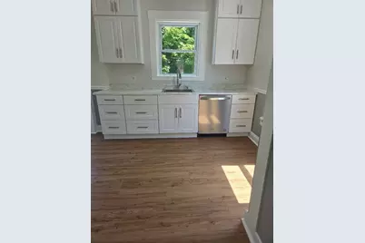 421 Belgrade, Boston, MA 02132 - Photo 5