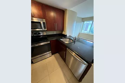 8 Museum Way #206, Cambridge, MA 02141 - Photo 9