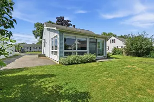 38 S Alhambra Cir, Agawam, MA 01001 - Photo 23