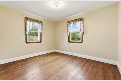 38 South Alhambra Cir, Agawam, MA 01001 - Photo 15