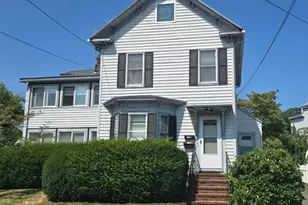 28 Sargent St, Melrose, MA 02176 - Photo 1