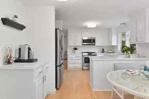 7 Oxford Dr, Barnstable, MA 02635 - Photo 15