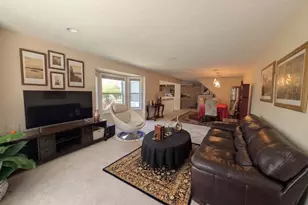 142 Algonquin Trail, Ashland, MA 01721 - Photo 3