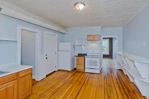 56 Pine St, Holyoke, MA 01040 - Photo 7
