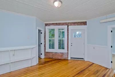 56 Pine St., Holyoke, MA 01040 - Photo 11