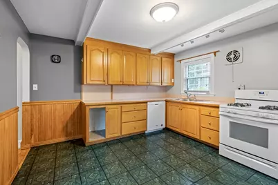 9 Auburn Rd, Beverly, MA 01915 - Photo 17