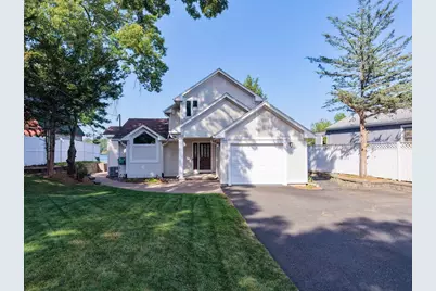 118 Berkshire Ave, Southwick, MA 01077 - Photo 1