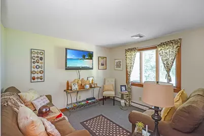 34 Macarthur Dr, Millbury, MA 01527 - Photo 29