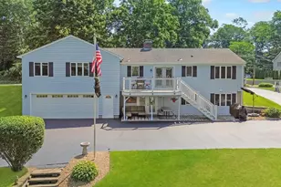 34 MacArthur Dr, Millbury, MA 01527 - Photo 1