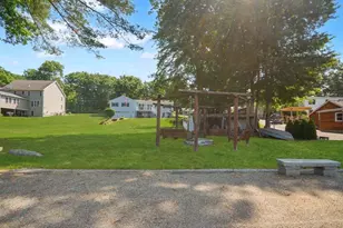 34 MacArthur Dr, Millbury, MA 01527 - Photo 11