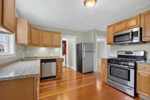 32 Arthur St, Beverly, MA 01915 - Photo 23