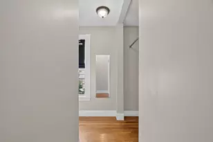 32 Arthur St, Beverly, MA 01915 - Photo 13