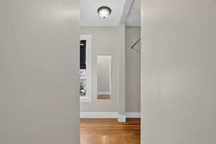 32 Arthur St, Beverly, MA 01915 - Photo 13