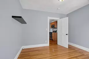 32 Arthur St, Beverly, MA 01915 - Photo 15