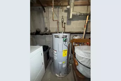 202 Beekman #202, Agawam, MA 01001 - Photo 29