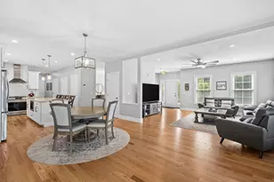 7 Maris Ln, Dighton, MA 02764 - Photo 7