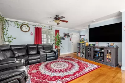 86 Granby St, Springfield, MA 01108 - Photo 11