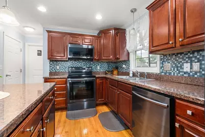 86 Granby St, Springfield, MA 01108 - Photo 5
