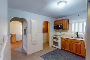 12 Miller St, Blackstone, MA 01504 - Photo 11