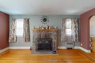 12 Miller St, Blackstone, MA 01504 - Photo 7