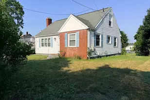 12 Miller St, Blackstone, MA 01504 - Photo 1