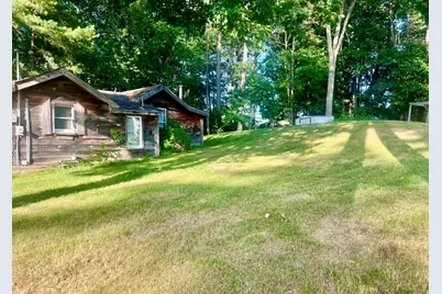 131 Gleason Ave, East Brookfield, MA 01515 - Photo 3
