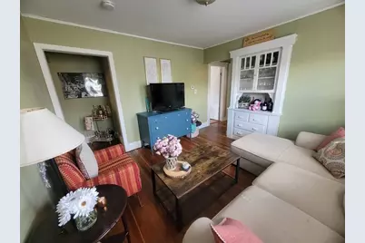 31 Lyman Ave #1A, Medford, MA 02155 - Photo 5